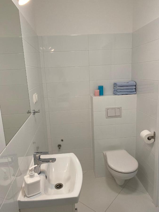 Apartament Blue พอซนาน ภายนอก รูปภาพ